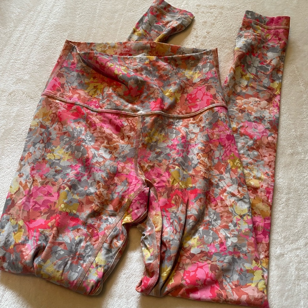 Lululemon align size 6 28 inch